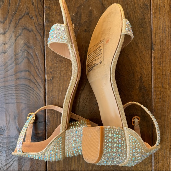 Glamour dress shoes size 8 1/2 wedding bridal worn for alterations. - Picture 4 of 10